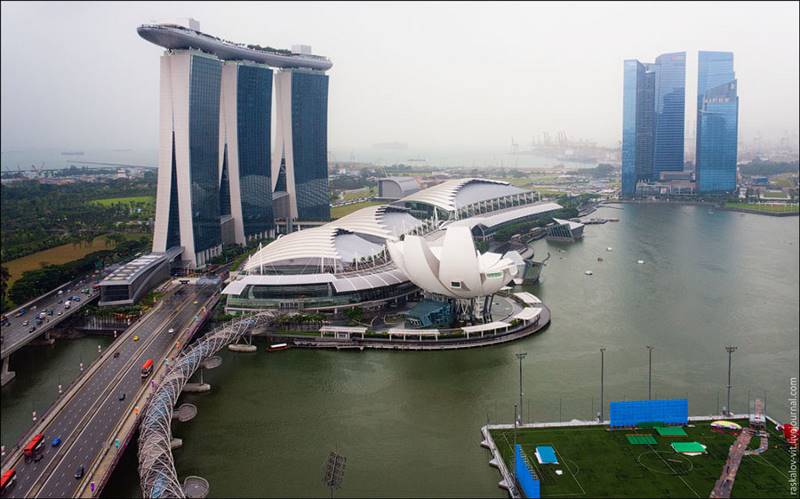 vitaliy-raskalov_singapore-14