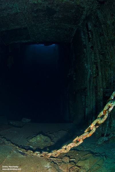 wrecked-underwater-25