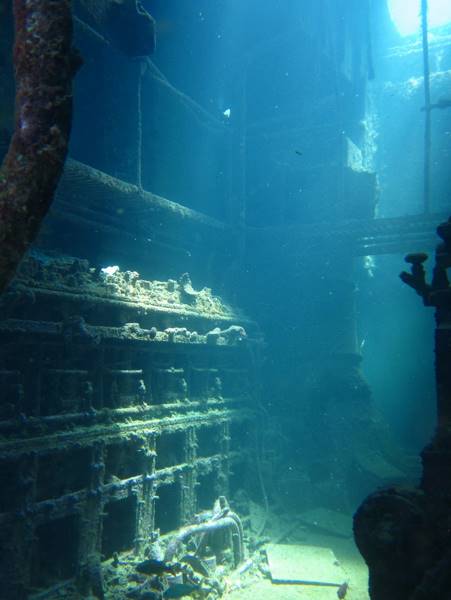 wrecked-underwater-38