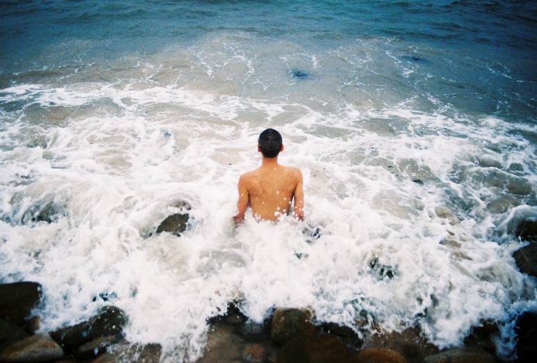 ren-hang-09