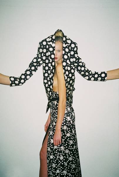 ren-hang-10